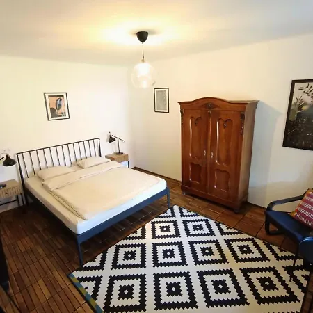 Hars Meg Az Alja Semesterbostad *