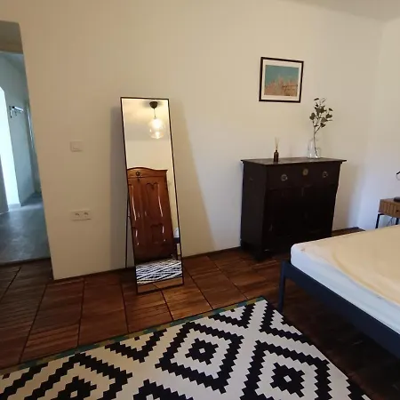 Semesterbostad Hars Meg Az Alja Balatonszarszo