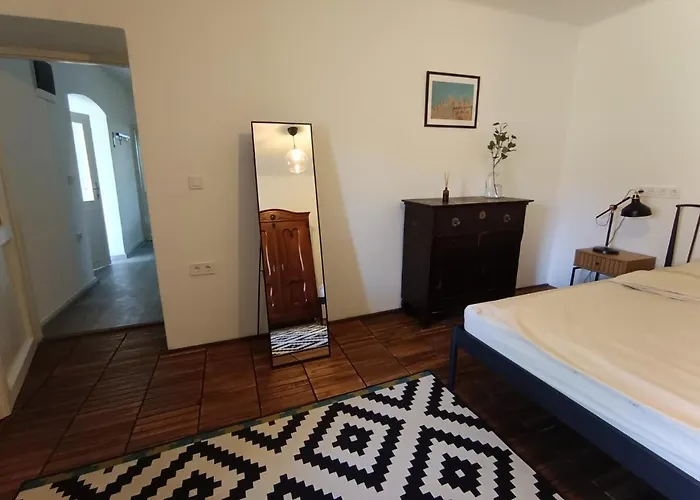 Semesterbostad Hars Meg Az Alja Balatonszarszo