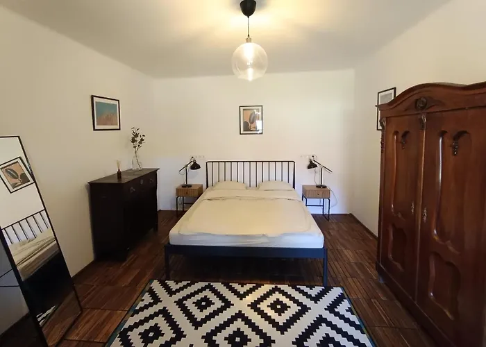 Semesterbostad Hars Meg Az Alja Balatonszarszo